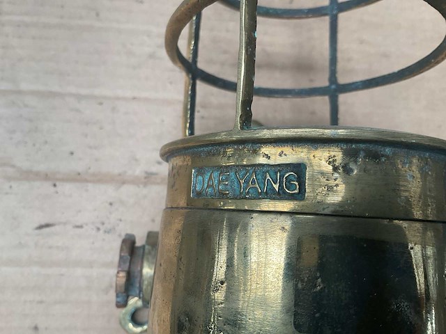 Dae yang vintage marine light - afbeelding 3 van  4