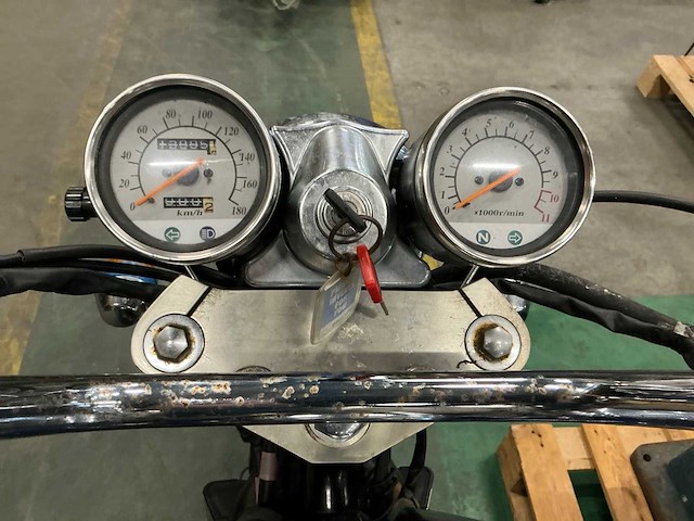 Daelim daystar 125 motorfiets - afbeelding 9 van  22