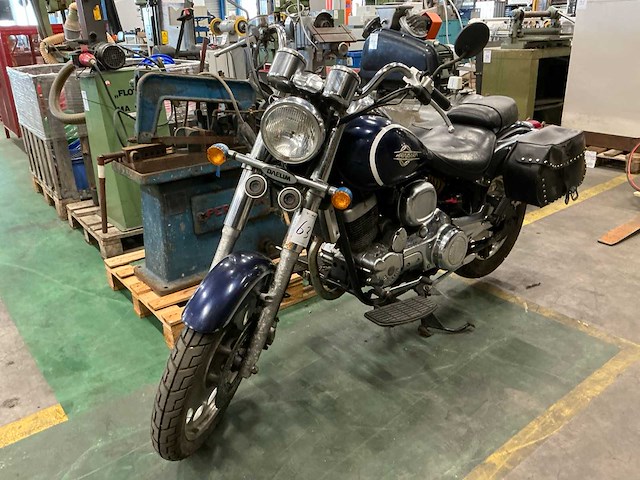 Daelim daystar 125 motorfiets - afbeelding 12 van  22