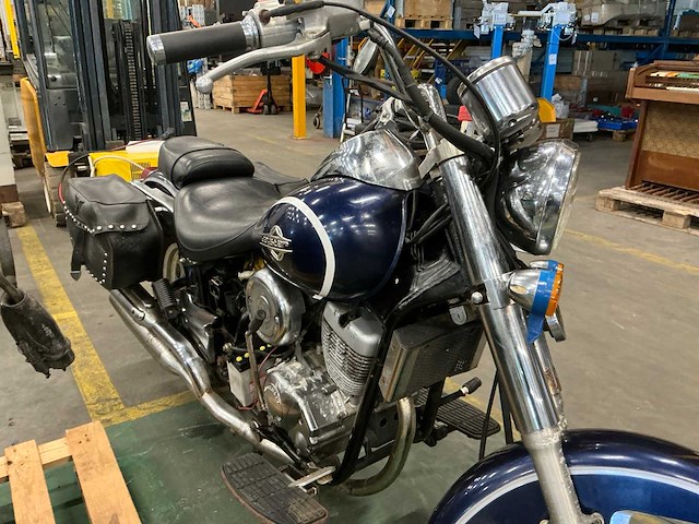 Daelim daystar 125 motorfiets - afbeelding 18 van  22