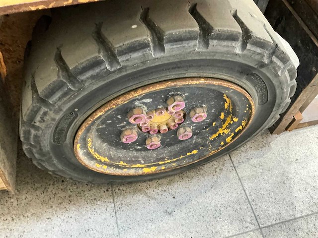 Daewoo - 1995 - d25s - vorkheftruck - afbeelding 11 van  19