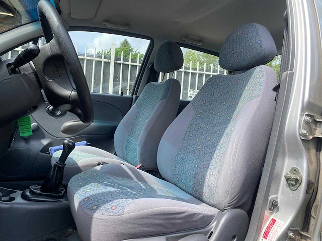 Daewoo - 2001 - matiz - 0.8 pure ps - 31-hl-ls - afbeelding 2 van  13