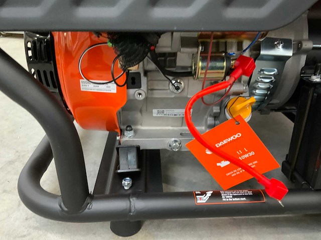 Daewoo - 2023 - gdax9250e-3 - benzine stroomgenerator 230/400v - afbeelding 3 van  11