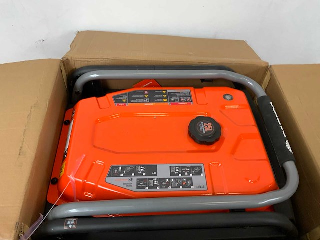 Daewoo - 2023 - gdax9250e-3 - benzine stroomgenerator 230/400v - afbeelding 12 van  14