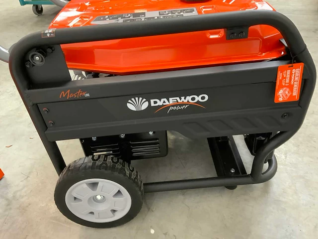 Daewoo - 2023 - gdax9250e-3 - benzine stroomgenerator 230/400v - afbeelding 12 van  14