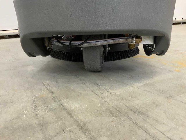 Daewoo - 2024-2025 - dafr70 - zit schrobzuigmachine - afbeelding 2 van  3