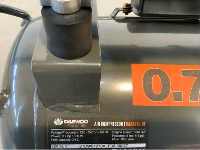 Daewoo - 2025 - daax 24l - luchtcompressor - afbeelding 3 van  10