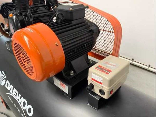 Daewoo - 2025 - daax500l - luchtcompressor 500l 14bar - afbeelding 5 van  15