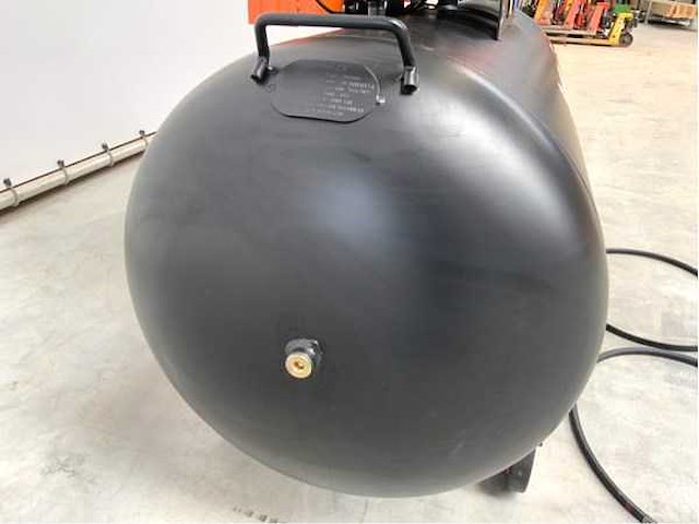 Daewoo - 2025 - daax500l - luchtcompressor 500l 14bar - afbeelding 2 van  12