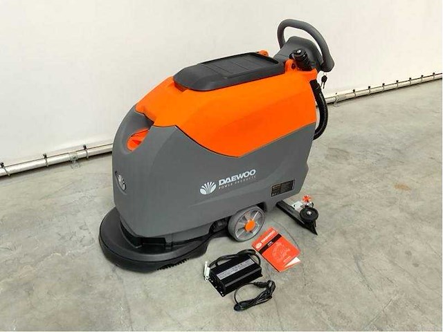 Daewoo - 2025 - dafl50a - schrob-/ zuigmachine - afbeelding 1 van  19