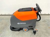 Daewoo - 2025 - dafl50a - schrob-/ zuigmachine - afbeelding 14 van  16