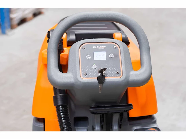 Daewoo - 2025 - dafl50a - schrob/zuigmachine - afbeelding 17 van  23
