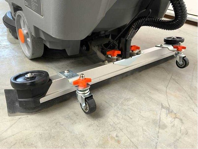 Daewoo - 2025 - dafl50a - vloerschrobber - afbeelding 9 van  41