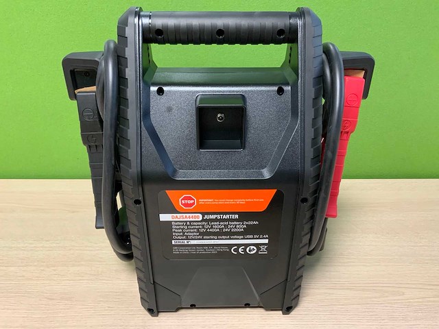 Daewoo - 2025 - dajsa4400 - jump starter 12/24v - afbeelding 2 van  4