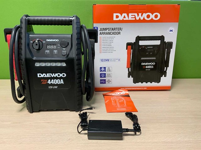 Daewoo - 2025 - dajsa4400 - jump starter 12/24v - afbeelding 1 van  9
