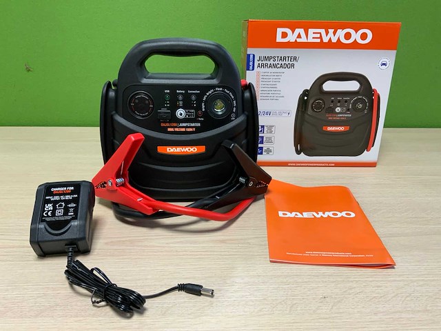 Daewoo - 2025 - dajsl1200 - jumpstarter 12/24v - afbeelding 1 van  4
