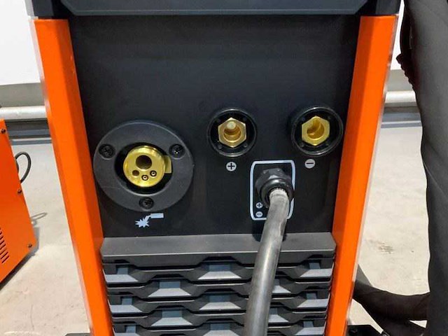 Daewoo - 2025 - damig350gdl - watergekoeld multifunctioneel lasapparaat (2x) - afbeelding 19 van  19