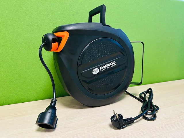 Daewoo - 2025 - dapcr20 - automatisch oprolbare kabelhaspel 20m - afbeelding 4 van  9