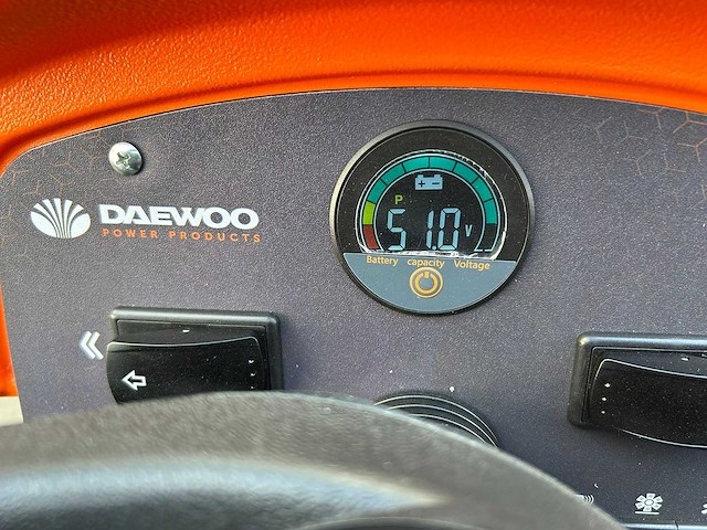 Daewoo - 2025 - das100 - straatveegmachine - afbeelding 23 van  28