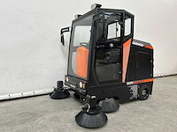 Daewoo - 2025 - das100 - straatveegmachine - afbeelding 18 van  23