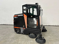 Daewoo - 2025 - das100 - straatveegmachine - afbeelding 20 van  21