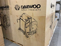 Daewoo - 2025 - das100 - straatveegmachine - afbeelding 16 van  30