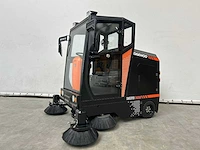 Daewoo - 2025 - das100 - straatveegmachine - afbeelding 24 van  30