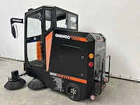 Daewoo - 2025 - das100 - straatveegmachine - afbeelding 28 van  30