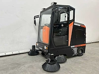 Daewoo - 2025 - das100 - straatveegmachine - afbeelding 25 van  30