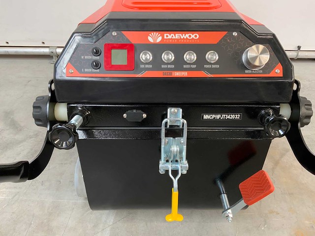 Daewoo - 2025 - das30 - veegmachine - afbeelding 11 van  14