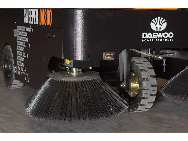 Daewoo - 2025 - das80 - veegmachine - afbeelding 14 van  16