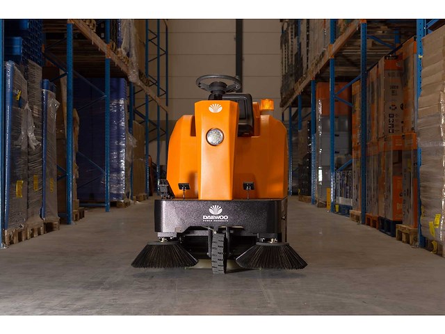 Daewoo - 2025 - das80 - zit veegmachine - afbeelding 18 van  22