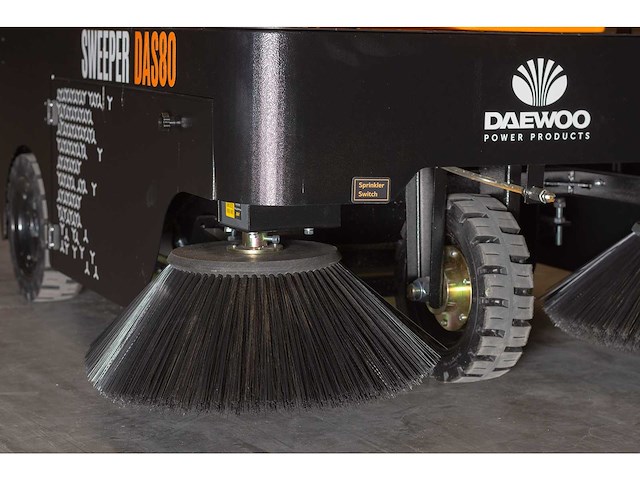 Daewoo - 2025 - das80 - zit veegmachine - afbeelding 4 van  4
