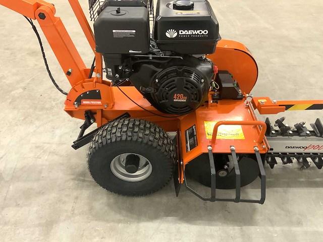 Daewoo - 2025 - dwftr15-100 - sleuvengraafmachine - afbeelding 2 van  7