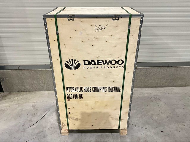Daewoo - 2026 - 5100 - hydraulische pers - afbeelding 4 van  5