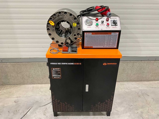Daewoo - 2026 - 5100 - hydraulische pers - afbeelding 6 van  10