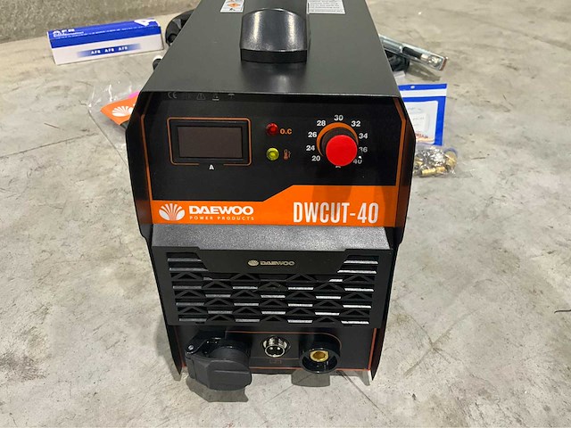 Daewoo - 2026 - cut-40 - plasmasnijmachine - afbeelding 4 van  11