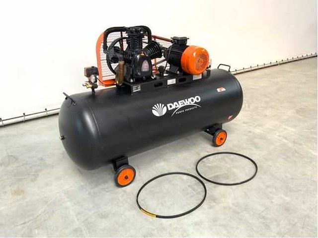 Daewoo - 2026 - daax500l - luchtcompressor 500l 14bar - afbeelding 26 van  29