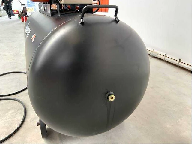 Daewoo - 2026 - daax500l - luchtcompressor - afbeelding 11 van  25