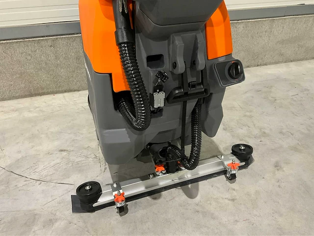 Daewoo - 2026 - dafl50a - zelfrijdende veegmachine - afbeelding 4 van  19