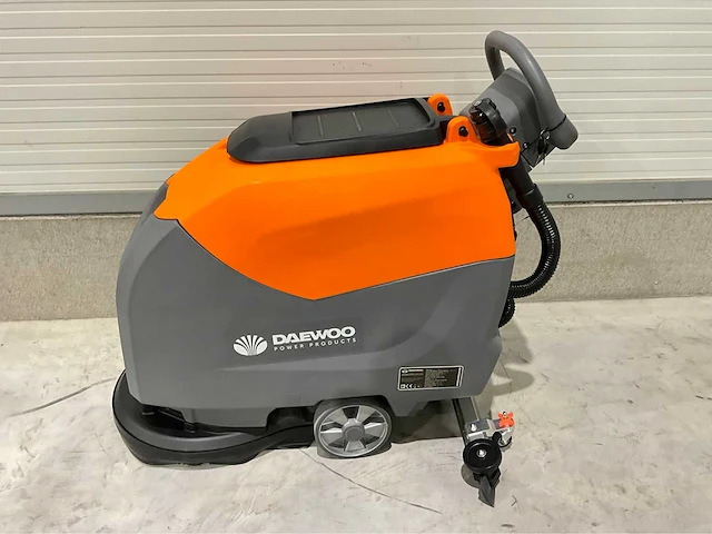 Daewoo - 2026 - dafl50a - zelfrijdende veegmachine - afbeelding 13 van  19