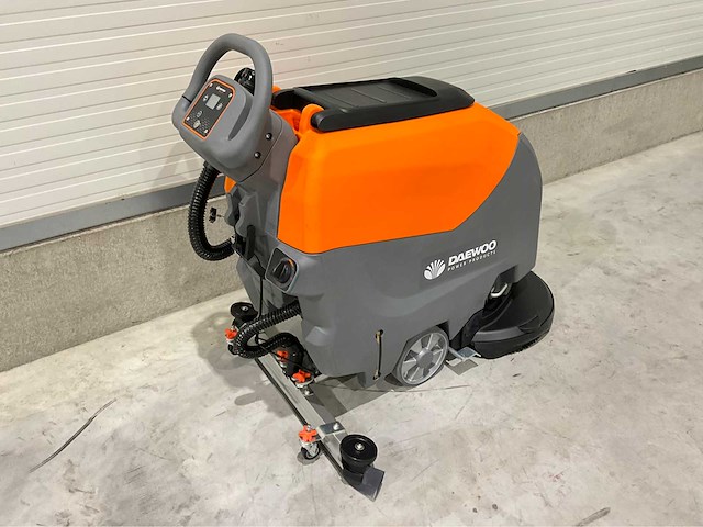 Daewoo - 2026 - dafl50a - zelfrijdende veegmachine - afbeelding 11 van  12