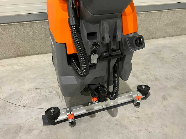 Daewoo - 2026 - dafl50a - zelfrijdende veegmachine - afbeelding 4 van  19