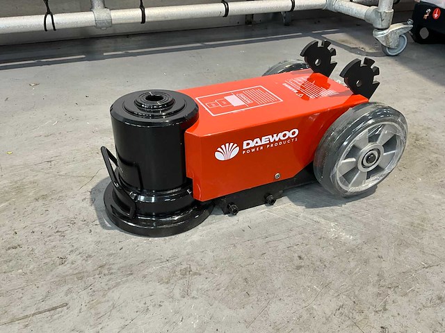 Daewoo - 2026 - dahj 50t hydrolic - garagekrik - afbeelding 6 van  13