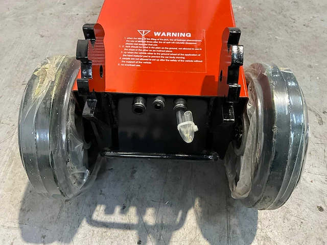 Daewoo - 2026 - dahj 80t hydrolic - garagekrik - afbeelding 12 van  15