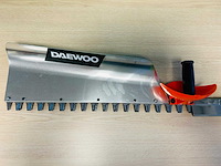 Daewoo - 2026 - daht750 - benzine heggenschaar - afbeelding 5 van  11