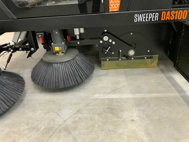 Daewoo - 2026 - das 100 - zelfrijdende veegmachine - afbeelding 5 van  26