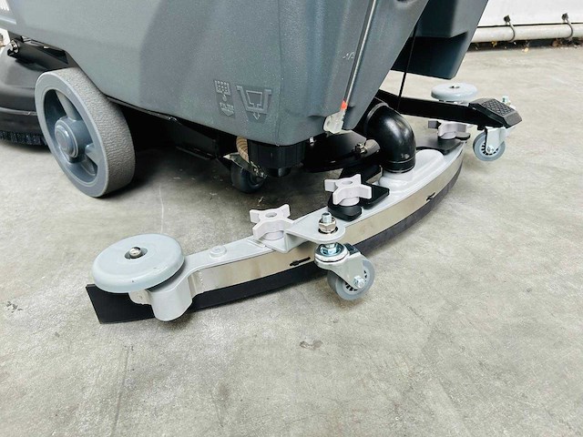 Daewoo - 2026 - daws500 - vloerreiniger - afbeelding 1 van  12