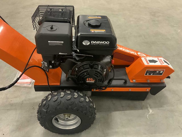 Daewoo - 2026 - dwfsg15-300 - stump grinder - afbeelding 3 van  3