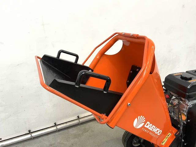 Daewoo - 2026 - dwfwc230 - wood chipper - afbeelding 3 van  16